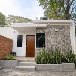 Casa completa Ecovia Ruta Luque San Bernardino, хотел в Zarate Isla