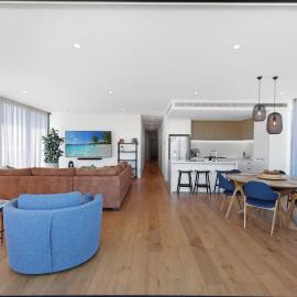 302 Penthouse Portarlington Waterfront Luxury sleeping 6 3 Queen Bedrooms 2 bathrooms Private Terrace Aircon and Heating