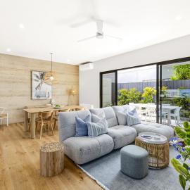Grandview Luxe- Central Barwon Heads, Brand New, Sleeps 6, Aircon, Parking, WIFI, walk to beach and shops, hotel in Barwon Heads