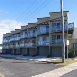 Seaspray 8 - Ocean Views - Stone Real Estate Yamba