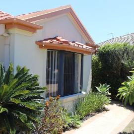 Oceania Cottage- Pet Friendly -Stone Real Estate Yamba