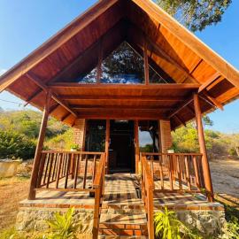 Wild Roots Cabana Arugambay โรงแรมในอารูกัมเบย์