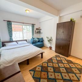 Studio By The Garden, hotel in Jawlakhel