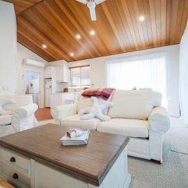 The Inverloch Beach House, hotel in Inverloch