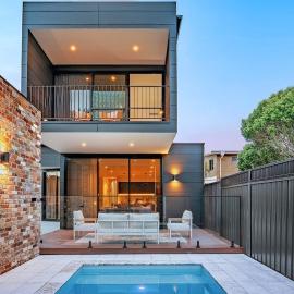 The Darby House Pool, Walk to Beach & Dining