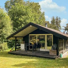 Lovely Home In Jægerspris With Wifi، فندق في Jægerspris