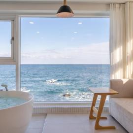 Donghae Badadam Ocean View Spa Pension, hotel em Donghae