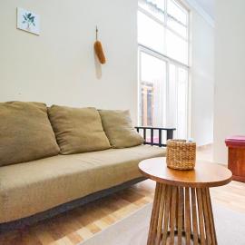 Homestay Maurine, מלון בJogonalan