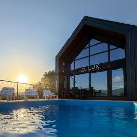 Lux House, hotell sihtkohas Hadžići