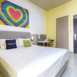 Urbanview Hotel Delima 101 Syariah, hotel em Serang