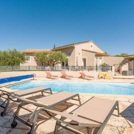 Casa Bonni piscine privée, hotel sa Valréas