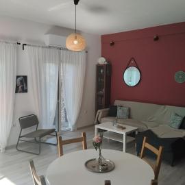 Lydia's house، فندق في آيجيون