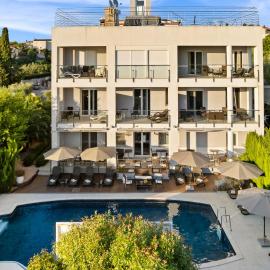 Modern Rooms Villa Oasiss by Istrabook