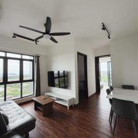 Est 25 by Agel homestay, hotel in Donggongon