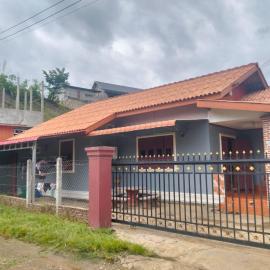 Ban Thong hostel, hotel in Luang Prabang
