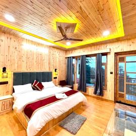 Sunrise home stay, hotel in Khajjiar 