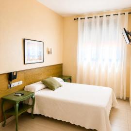 Hostal la Abuela, hotel em Simancas
