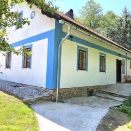 Hrabětův Dvůr, hotel in Dešenice