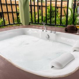 Exclusive Design Villa with Outdoor Jacuzzi Anahata