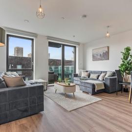 Modern Wembley Stay I 5 Mins to Stadium I Sleeps 6