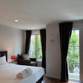Entire 3Bedroom Townhome, shared swimming pool in Sukhumvit, 2901