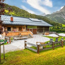 Entachalm – hotel w mieście Hinterthal