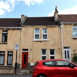 Cosy 3-bedroom Jyotika House, hotel in Bath