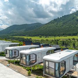 Capsule & Enesai Hotels Karakol, hotel in Karakol