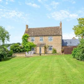 Greenhill Farmhouse, hotel i Bletchingdon