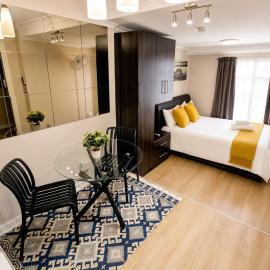 Faith, Hope & Love Self Catering, hotel in Port Elizabeth