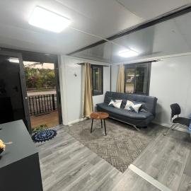 Modern Container Retreat - Coral Coast, hótel í Singatoka
