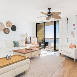 Chas. Oceanfront Villas 208 - Folly Hai, Hotel in Folly Beach