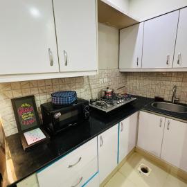 Royal Stays 2Bed Cozy Apartment, ξενοδοχείο σε Μουλτάν