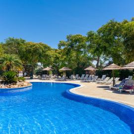 Kampaoh Tavira, hotel di Tavira