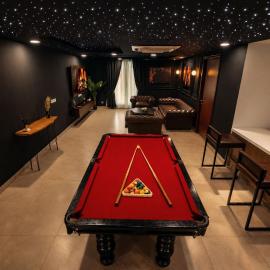 PRESIDENTIAL Two Bedroom Suite In GOLD CREST RESIDENCY - DHA Phase 4 Lahore