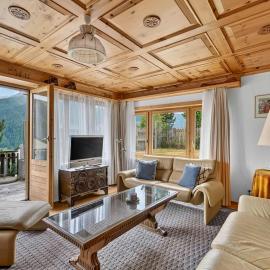 5 bedrooms Family Home near Sankt Moritz