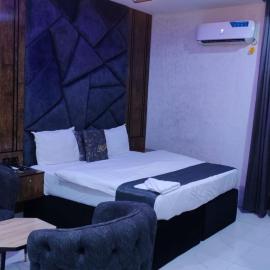 Indian Atlantic Hotel & Suites, hotel en Agbor