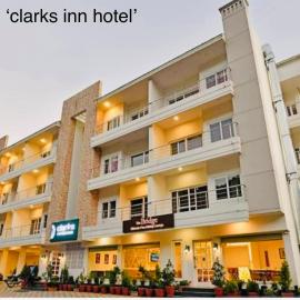 Premium Luxury 2bhk suite Kaichidham,Nainital, hotel in Nainital