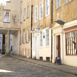 Hidden Georgian Apartment - Central Bath
