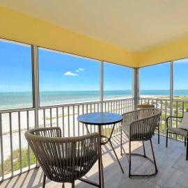 Vacation Villas #635 - Luxury Beachfront Condo