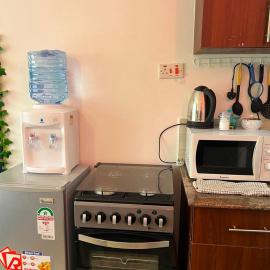 Jijipoa furnished apartment, hotel in Ruaka