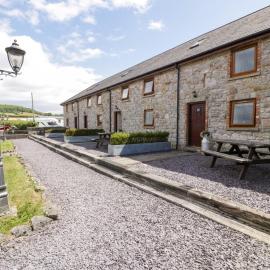 Stabal-y-Gwedd, hotel in Llanddulas