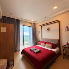 Timurbay Seafront Residence by Zbay Home, hotel in Kuantan