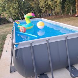 Au doux rêve gite avec piscine et spa privés, hotel di Puyfebert