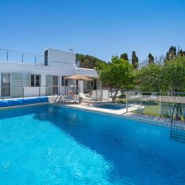 Villa Bini Ezolea by 3VILLAS