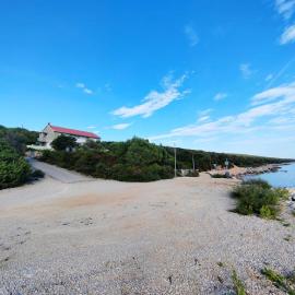 Lun Si-Mone House on the Sea and Beach, hotel v destinácii Lun