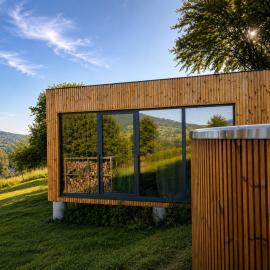 Golden Doe - z Prywatnym SPA - by Deer Hills Luxury Apartments, hotel em Kocoń
