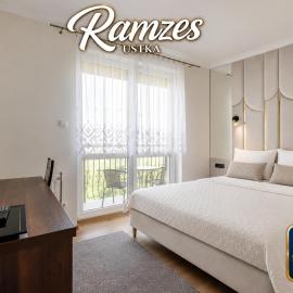 RAMZES USTKA -pokoje z balkonami, parking gratis ,rowery ,dobry dojazd do plazy i centrum, hotel in Ustka