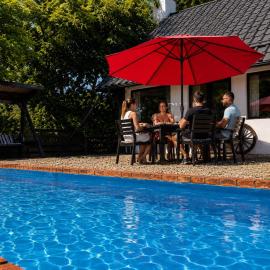 Porumbacu Mountain Views - Cabană cu Piscină, хотел в Порумбаку де Сус
