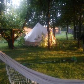 Slane Concert - Riverside Glamping, hotell i Navan